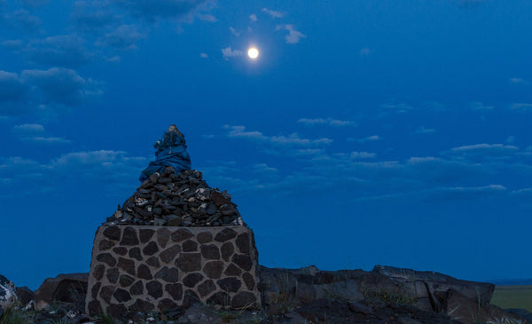 Moon on the Gobi